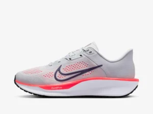 Nike Quest 6
