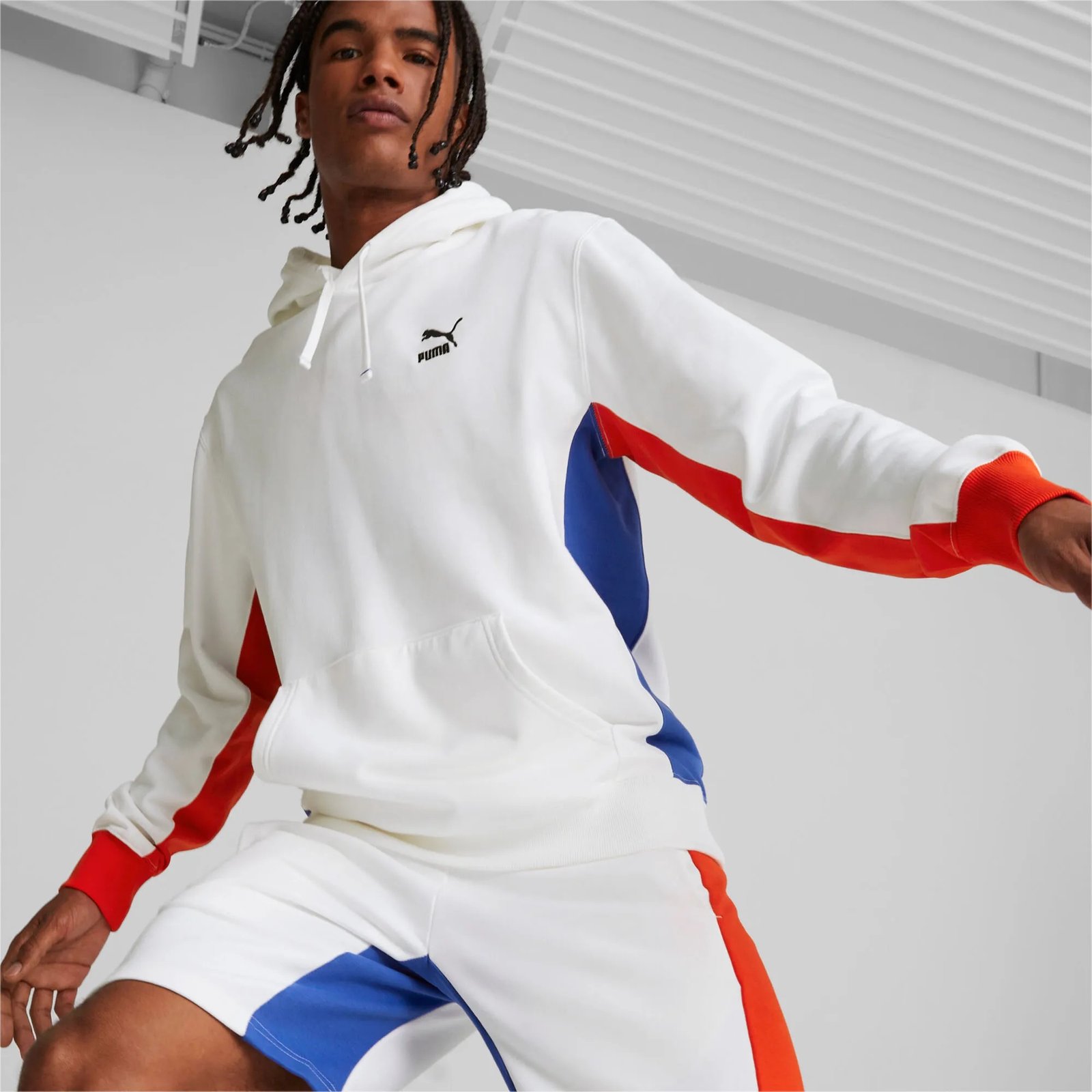 BUZO CON CAPOTA PUMA CLASSICS BLOCK 5356 - Image 4