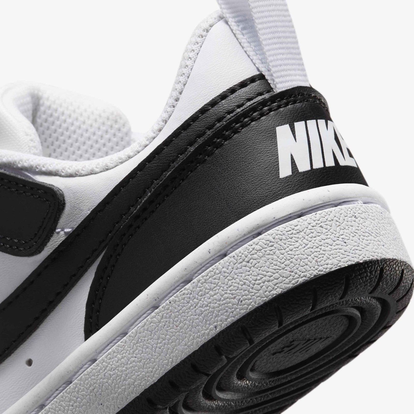 Tenis Nike Infante Court Borough Low Recraft DV5457-131 Blanco Negro Diario