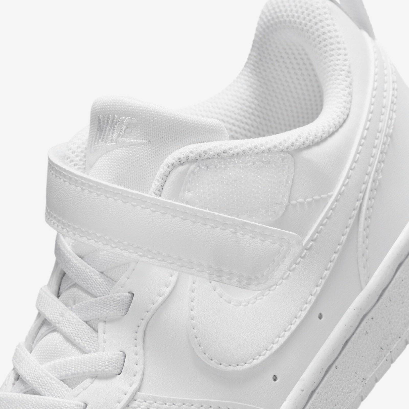 Tenis Nike Infante Court Borough Low Recraft DV5457-106 Blanco Uso Diario