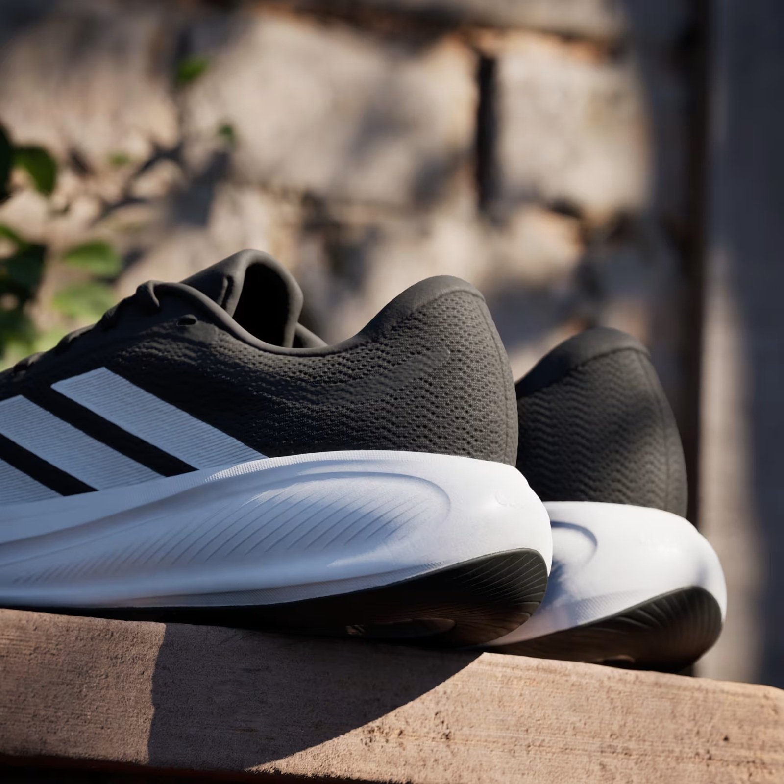 Tenis Adidas Hombre Response Runner 2 KJ1736 Negro Running