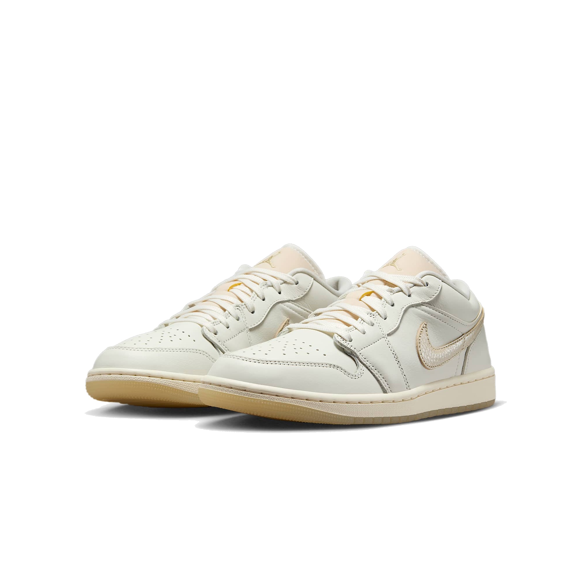 Tenis Jordan Mujer Air 1 Low SE Casual HV5157-100 Beige - Image 7