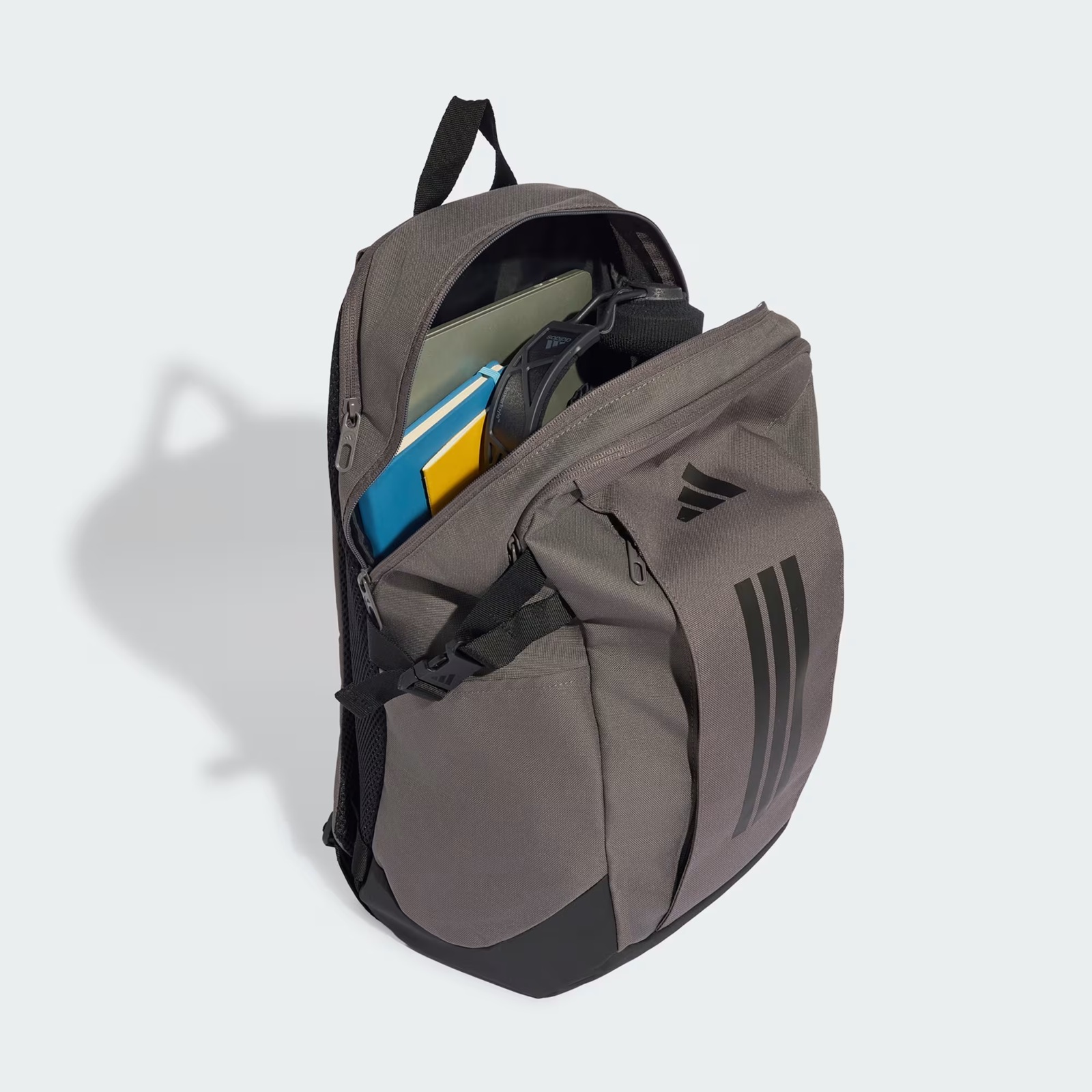 Morral Adidas Unisex APWR Casual KQ6788 Gris - Image 4