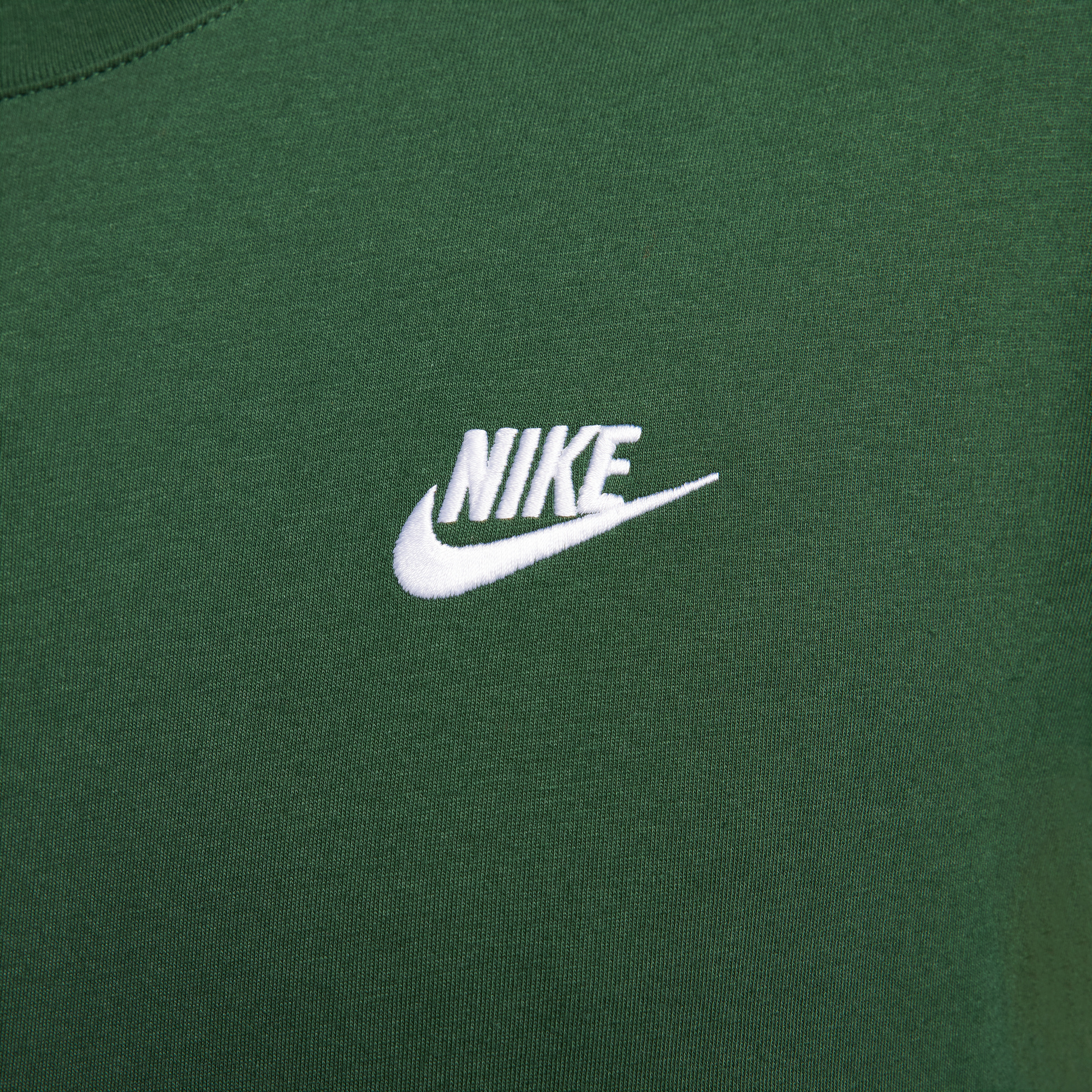 Camiseta Nike Hombre Sportswear Club Casual AR4997-323 Verde - Image 5